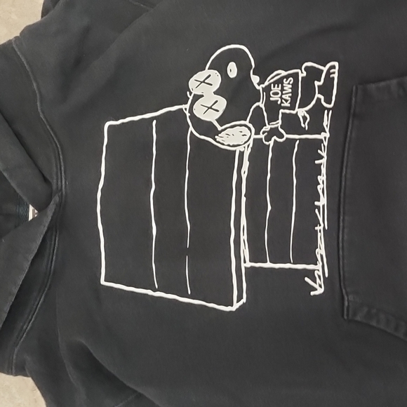 Kaws x uniqlo x peanuts Hoodie - Picture 2 of 3